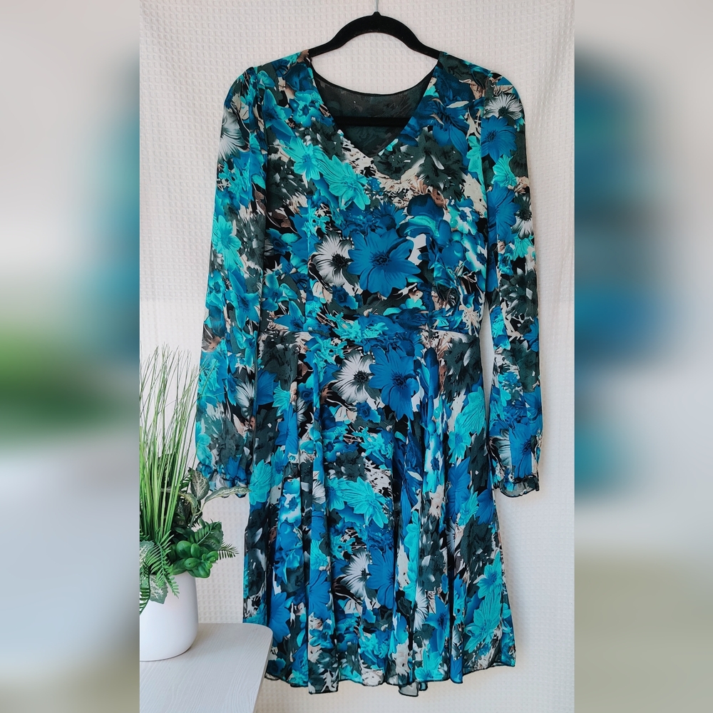 Women's Floral Blue Long sleeve Dress Size Small
